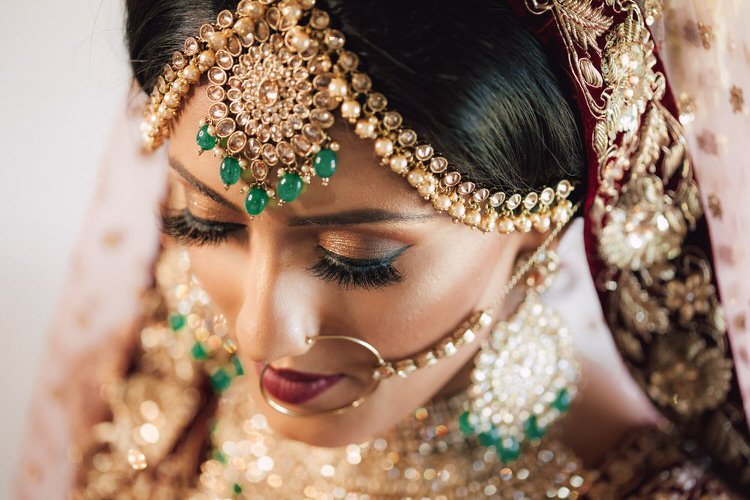 hindu wedding photography at winstanley house
